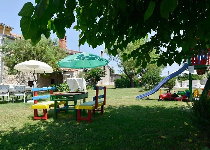 House Gurianum * 보드냔