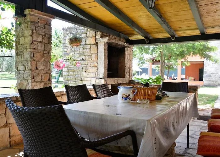 House Gurianum Holiday home