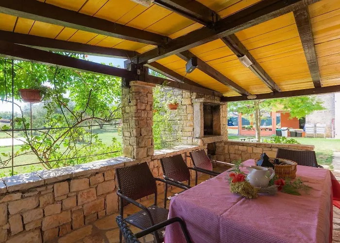 House Gurianum Ferienhaus *